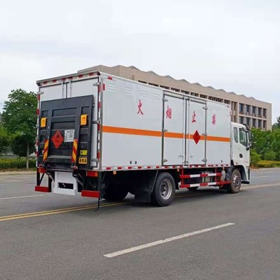 八類(lèi)腐蝕性危險(xiǎn)品車(chē)輛詳解 東風(fēng)天錦危化車(chē)助力多醛溶液安全運(yùn)輸